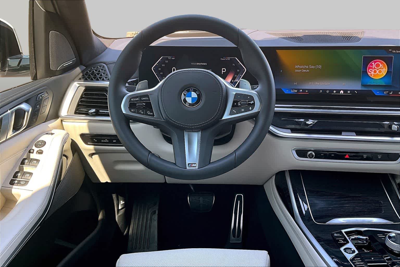 Used 2026 Alpine White BMW xDrive40i image 5