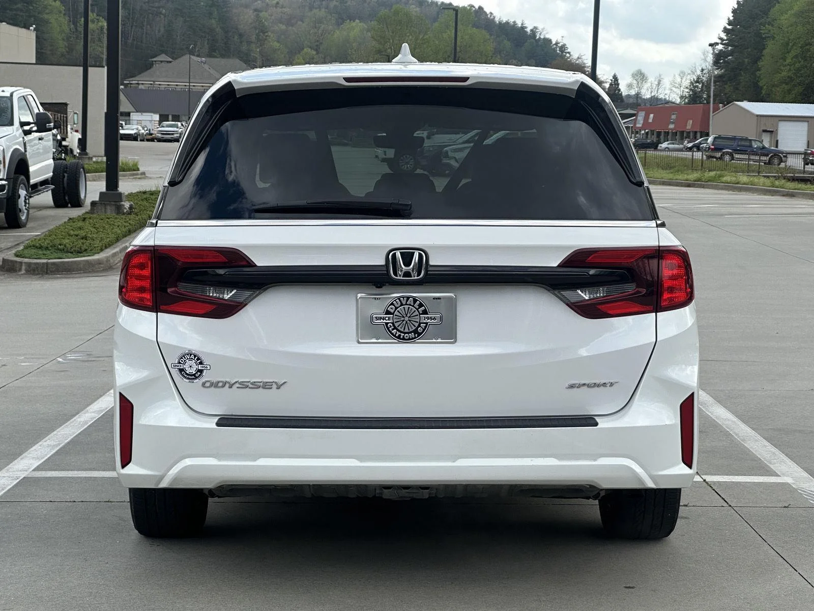 Used 2025 Platinum White Pearl Honda Sport-L image 6