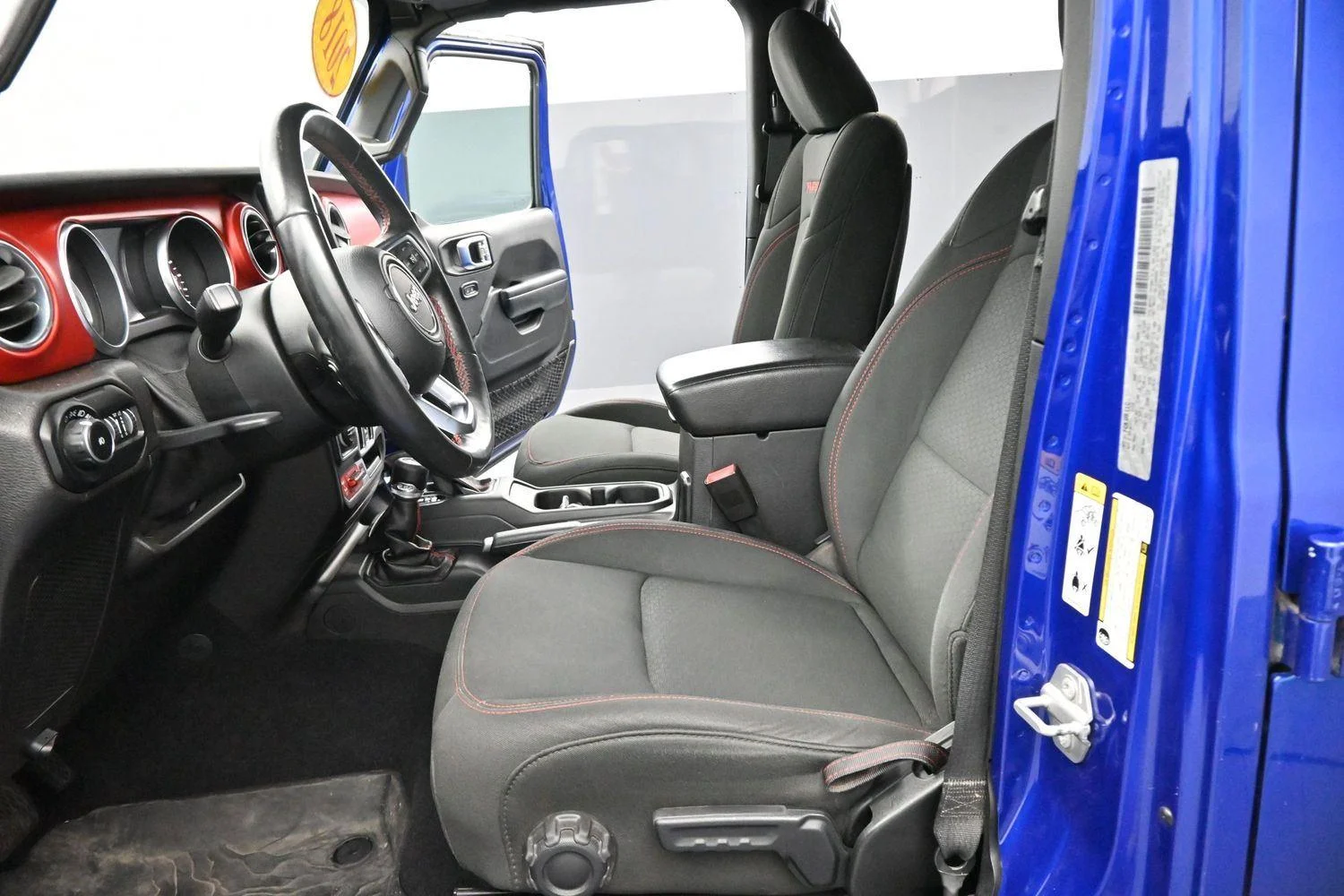 Used 2018 Ocean Blue Metallic Clearcoat Jeep Rubicon image 12
