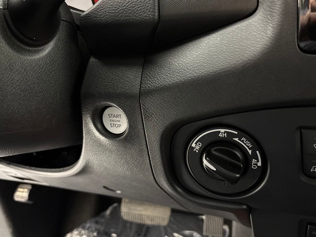 Used 2022 Gray Nissan PRO-4X image 33
