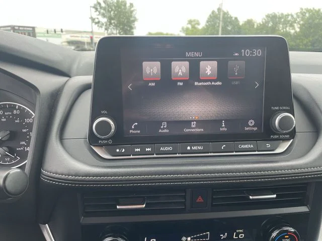 2025 Nissan Rogue SV - Photo 24