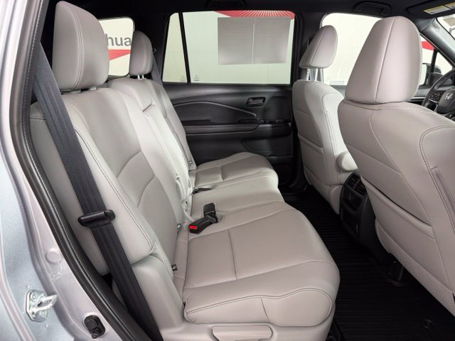 2023 Honda Passport EX-L - Photo 7