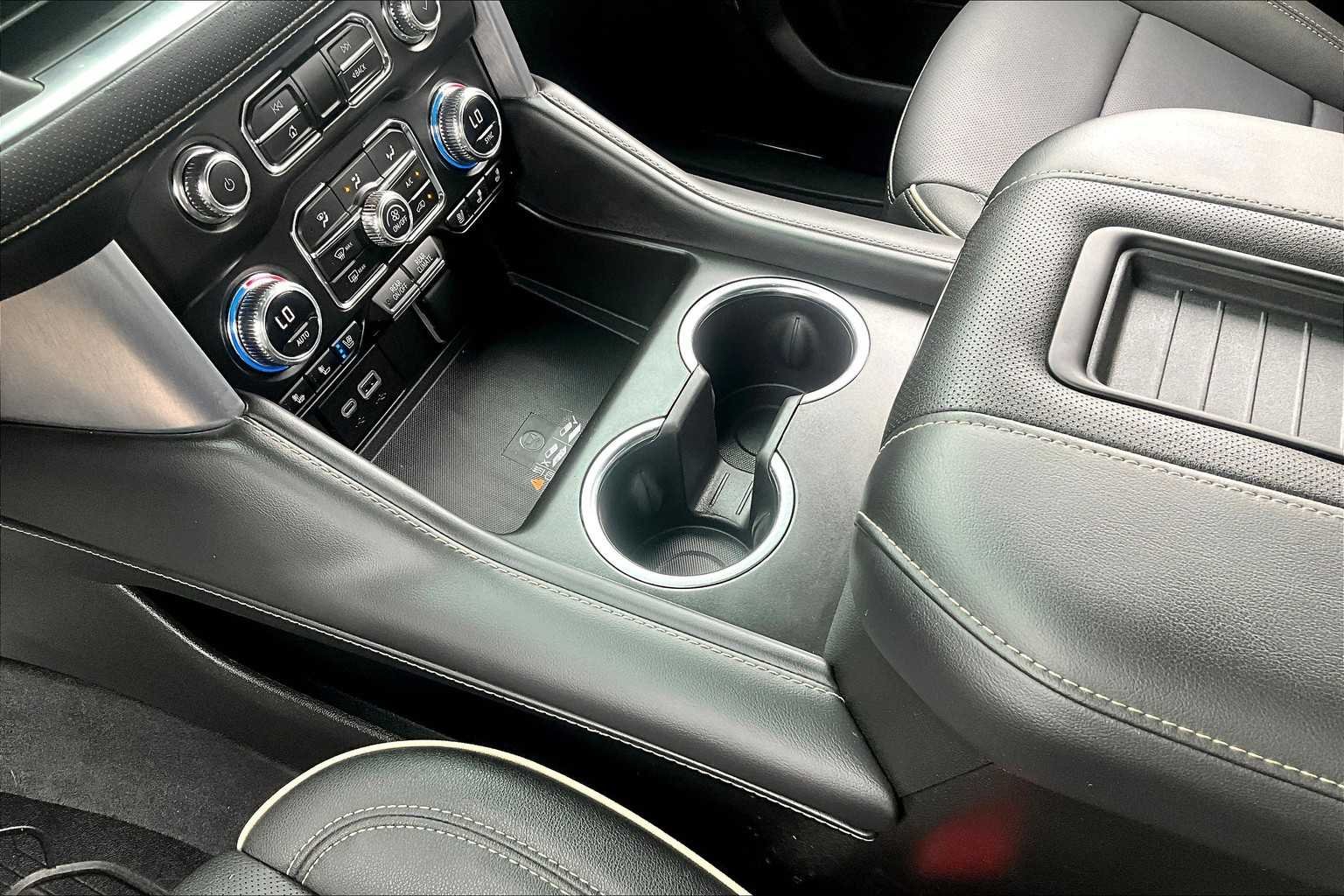 Used 2023 Sterling Metallic GMC SLT image 17