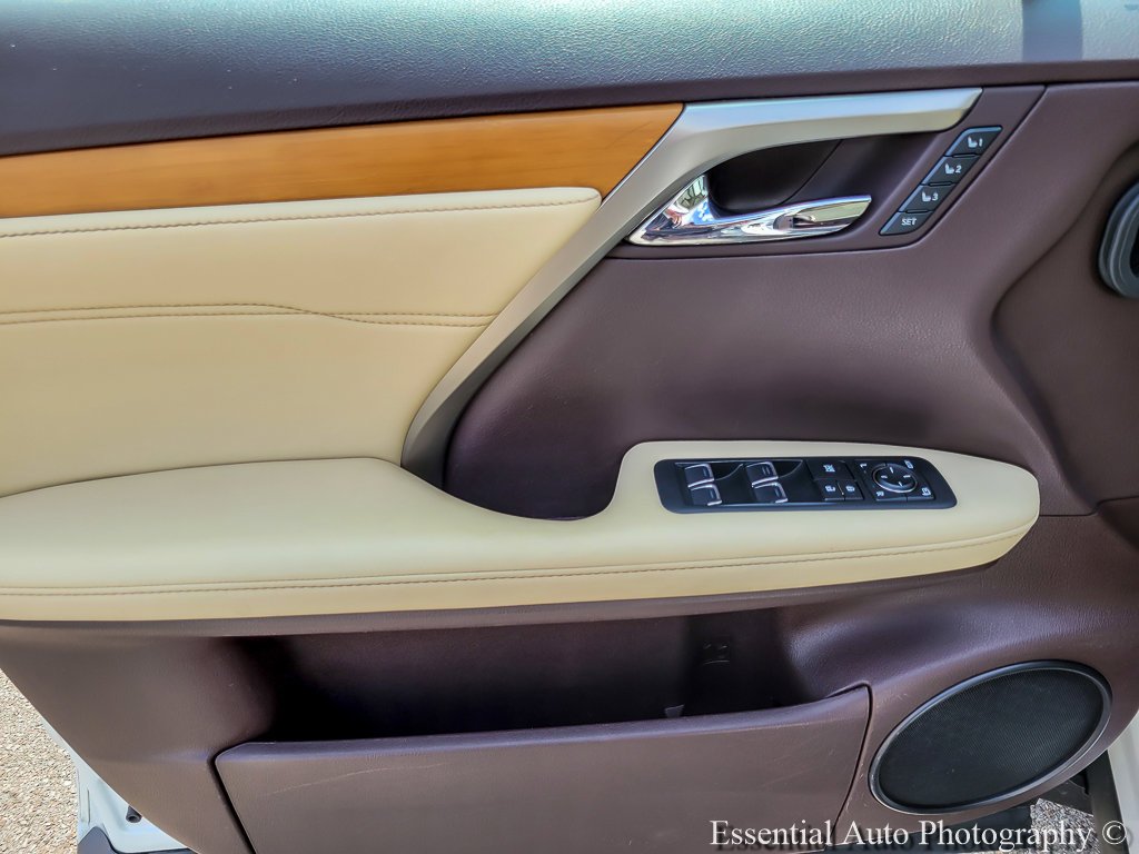Used 2019 White Lexus 350 image 18