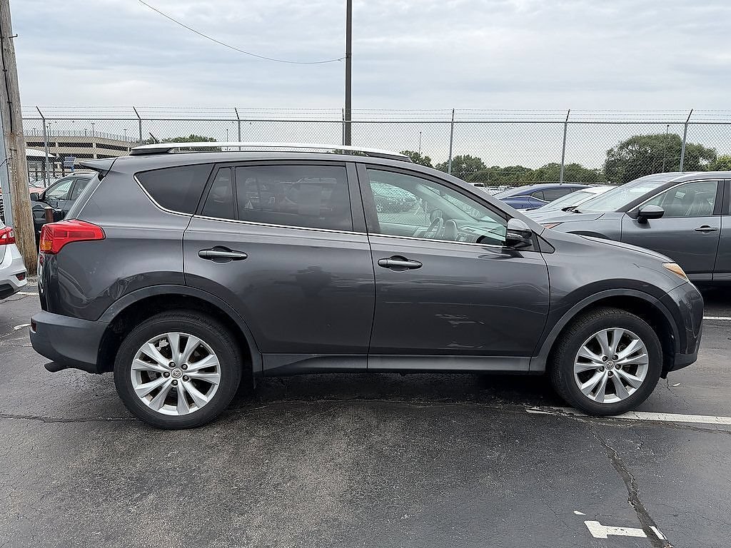 Used 2013 Magnetic Gray Metallic Toyota Limited image 5