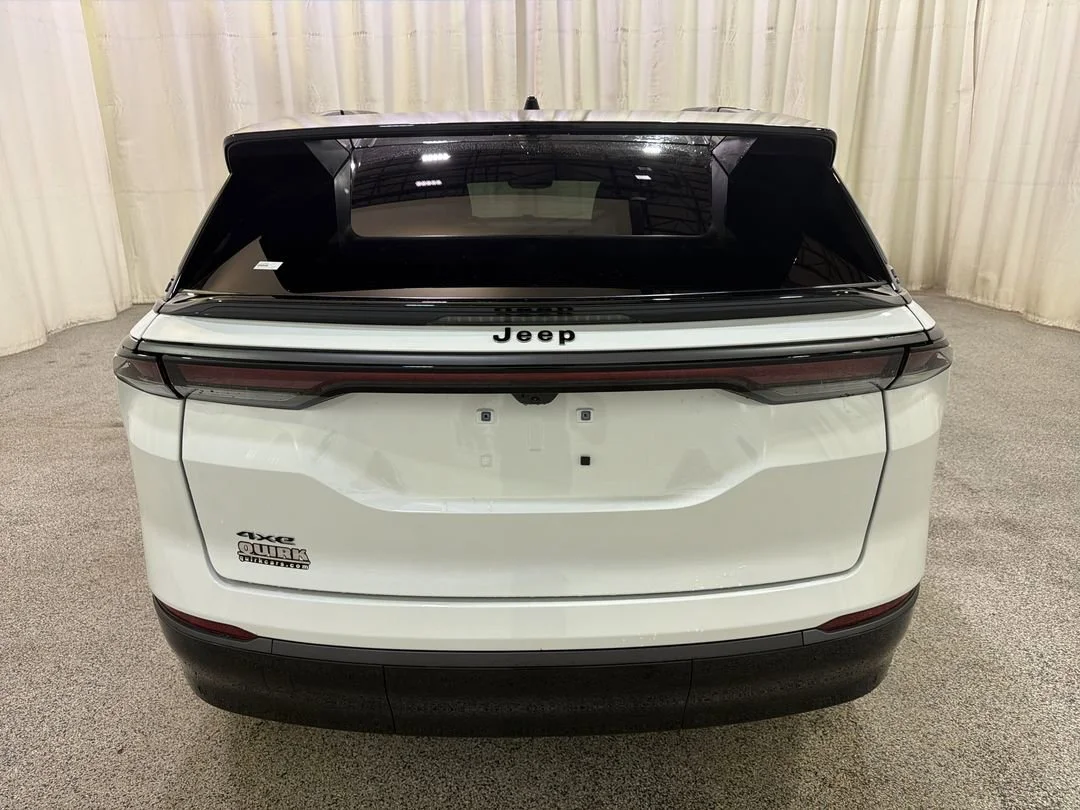 Used 2025 Bright White Clearcoat Jeep Limited image 7