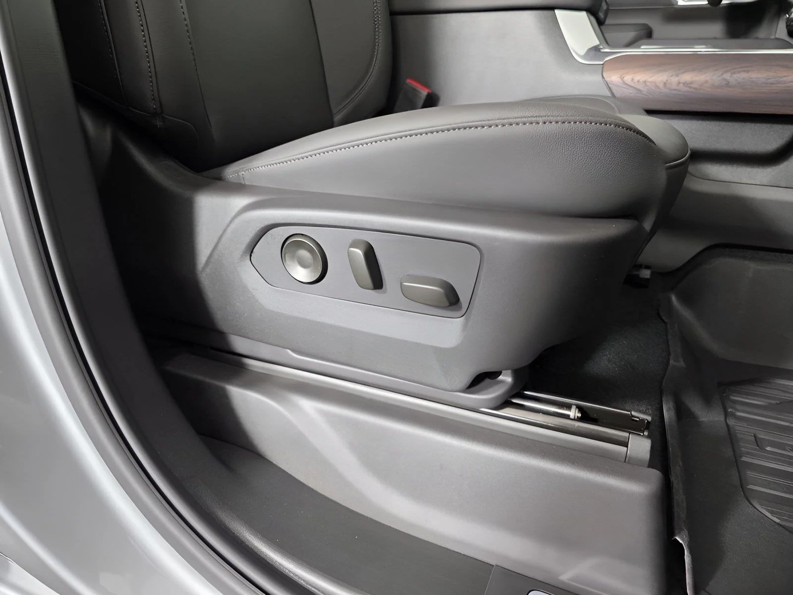 2026 GMC Sierra 2500HD SLT - Photo 26