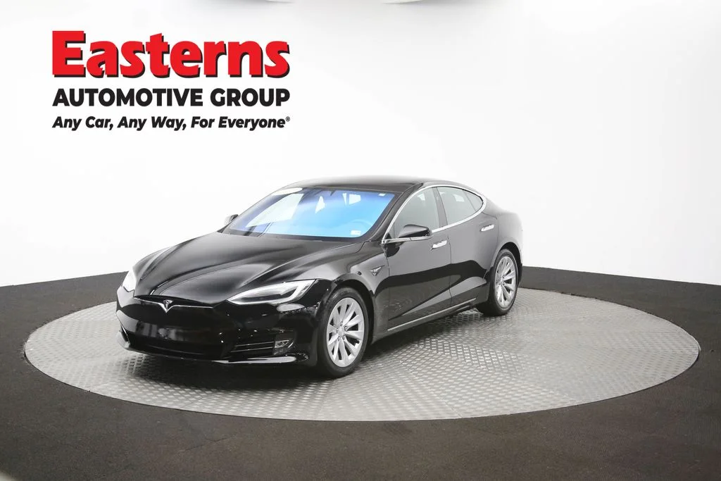 Used 2018 Black Tesla 75D image 50