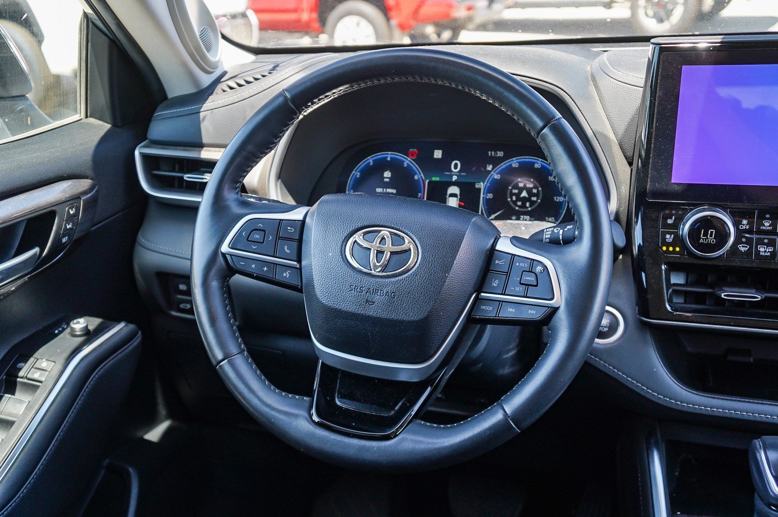 Certified Used 2024 Moon Dust Toyota Limited image 15