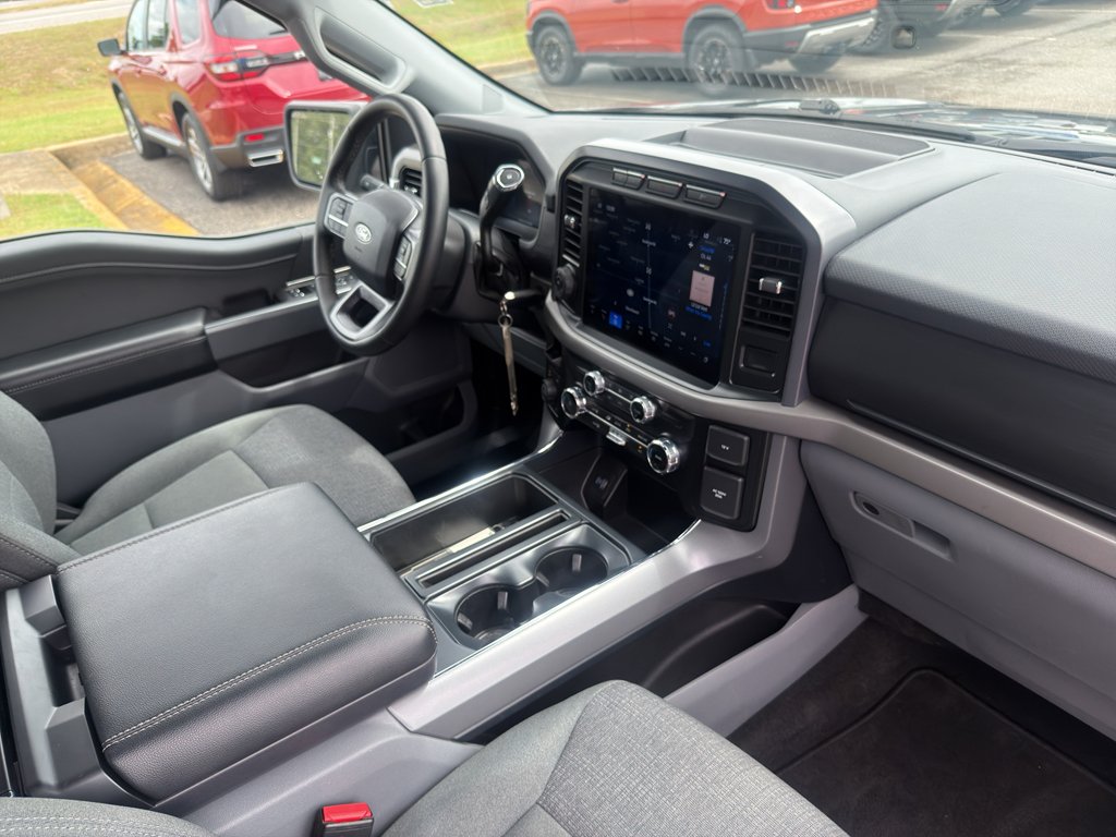 2024 Ford F-150 XLT - Photo 17