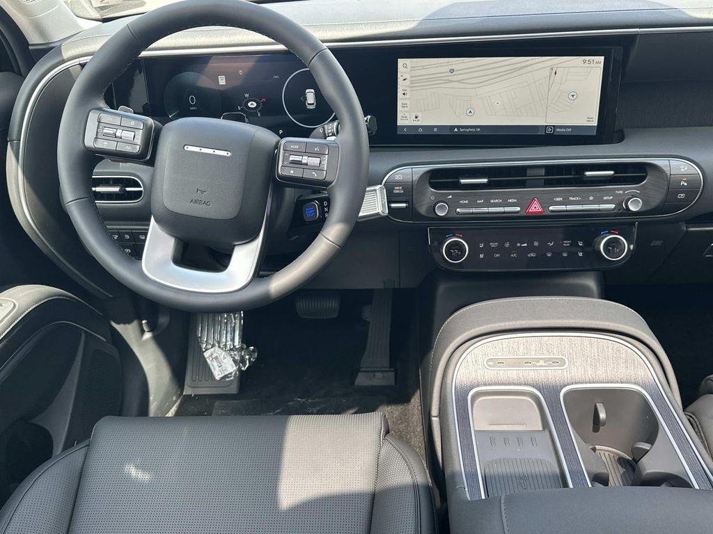 New 2026 Black Hyundai SEL Premium 8P image 19