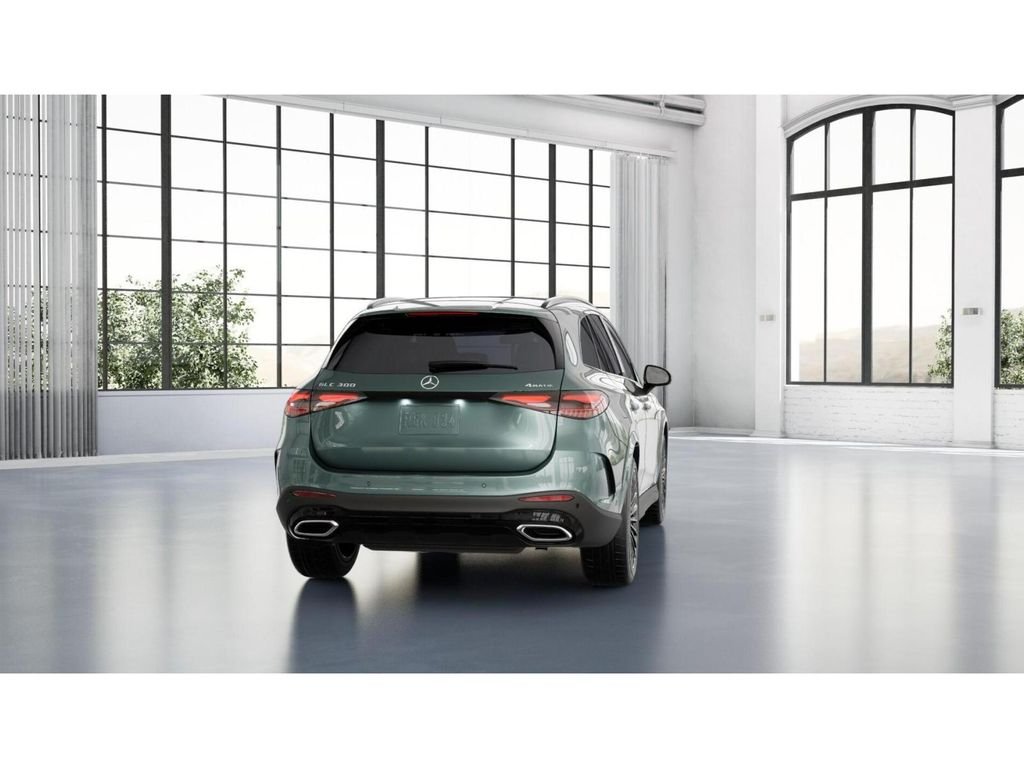 New 2027 Verde Silver Metallic Mercedes-Benz GLC 300 image 24