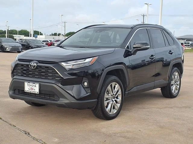 Used 2025 Black Toyota XLE Premium image 2