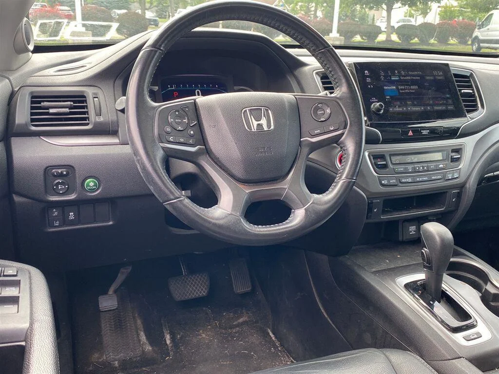Used 2019 White Diamond Pearl Honda EX-L image 3