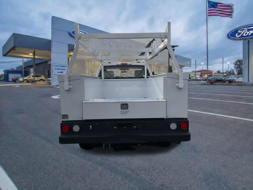 New 2026 Oxford White Ford Mechanical Body image 4