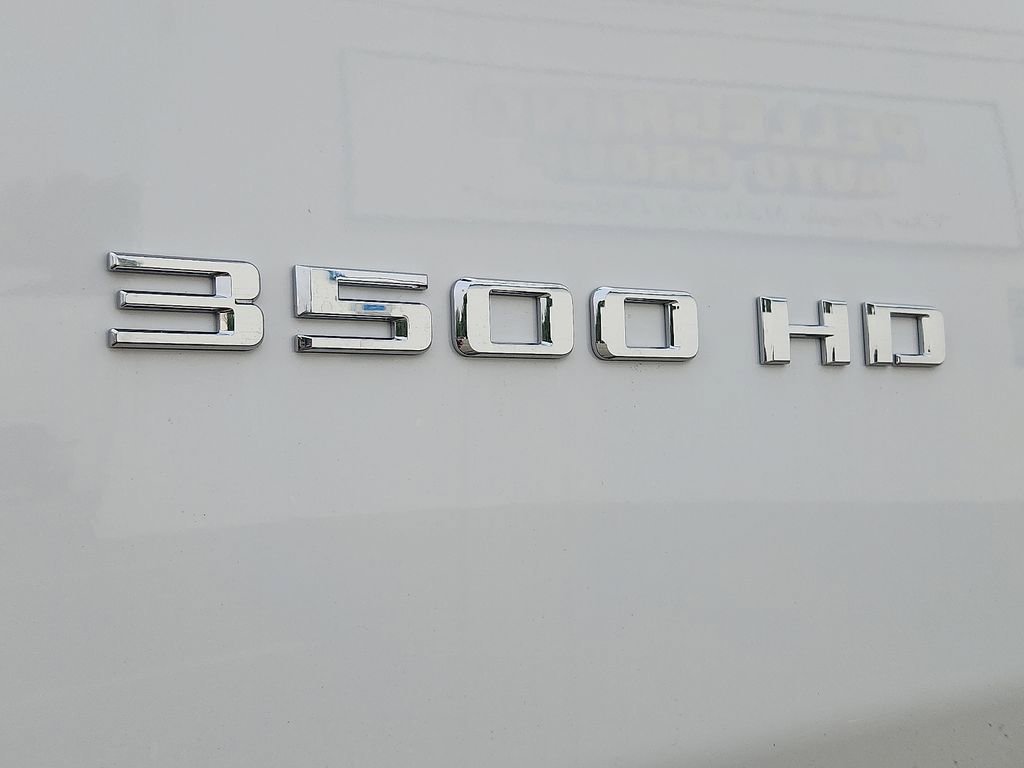 2025 Chevrolet Silverado 3500 HD Work Truck - Photo 9