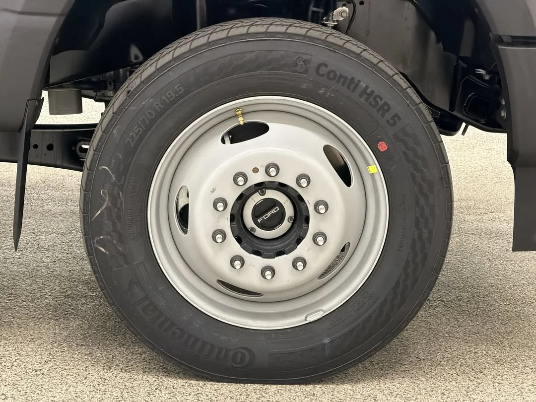 New 2026 Oxford White Ford F-550® XL image 10