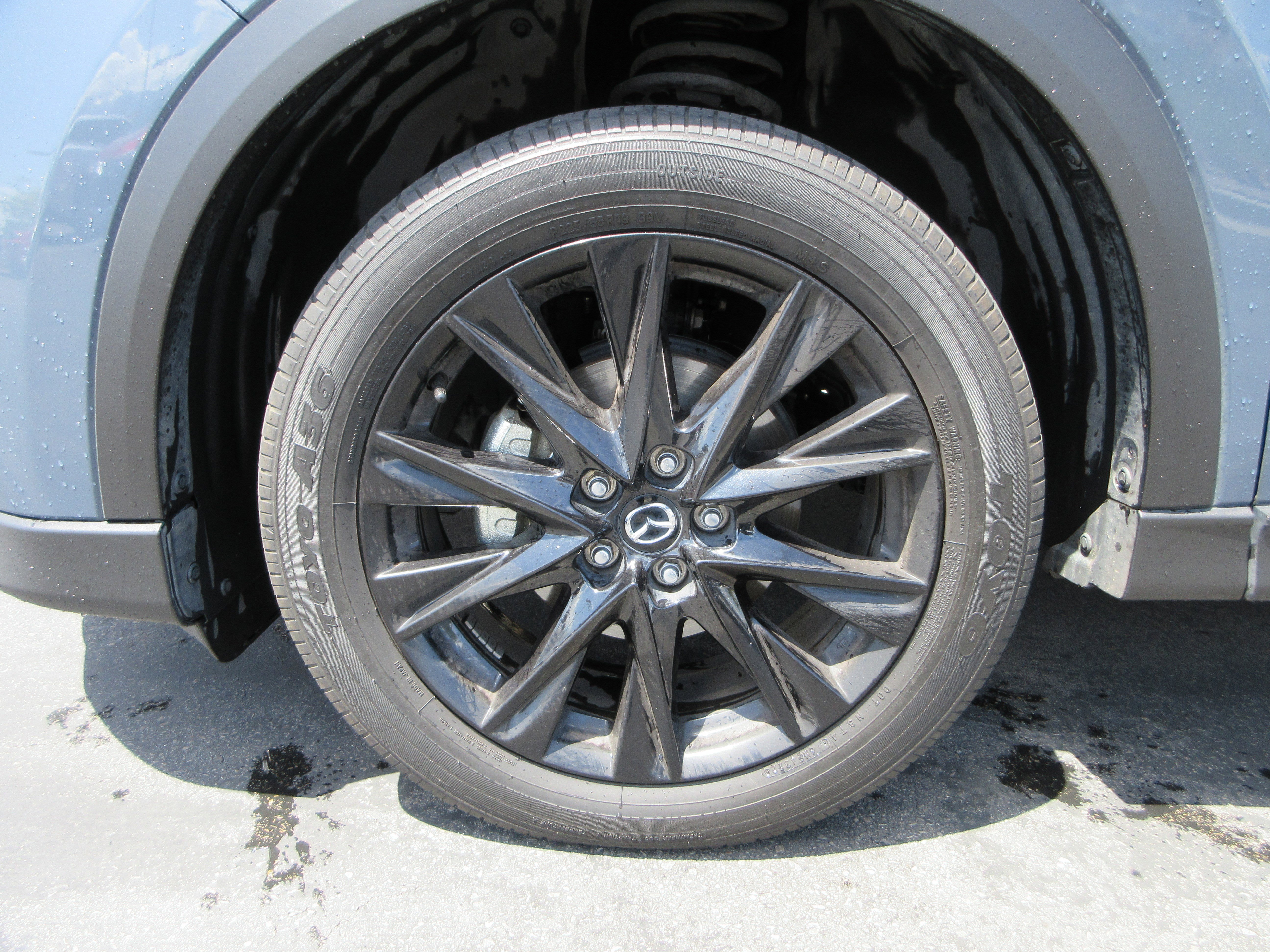 Used 2023 Polymetal Gray Mazda 2.5 S Carbon Edition image 19