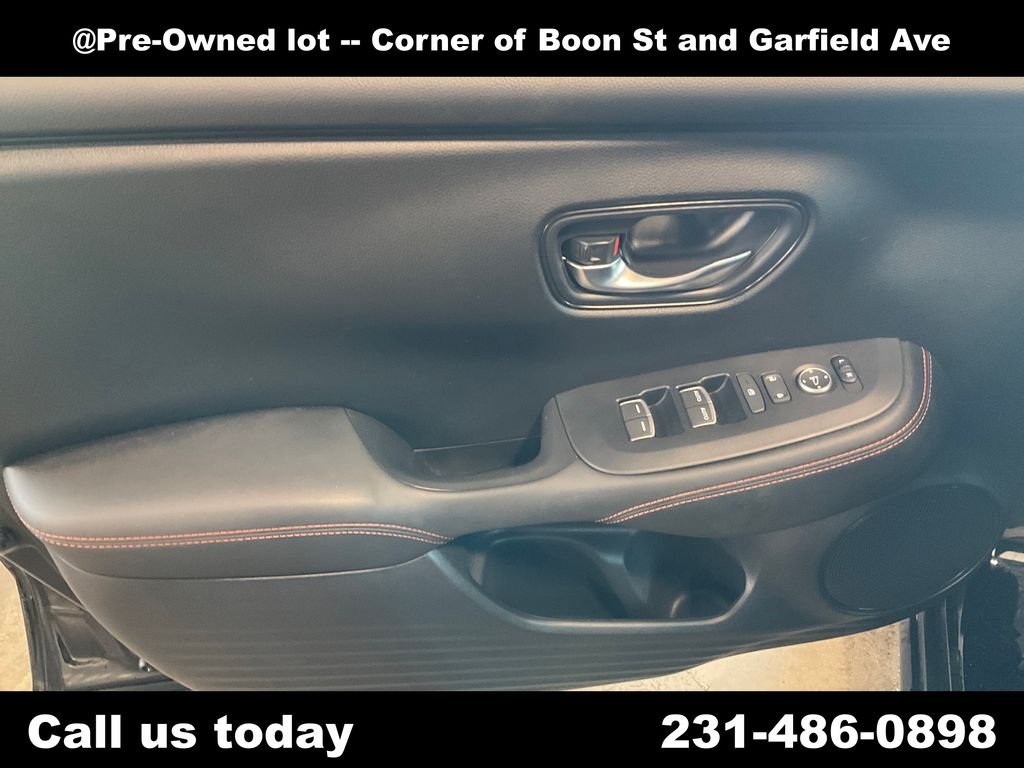 Used 2024  Honda Sport image 14
