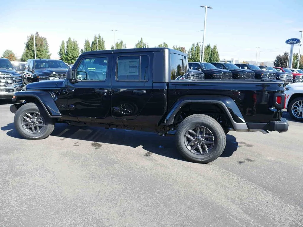 2025 Jeep Gladiator Sport S - Photo 18