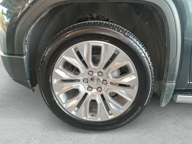 Used 2022 DARK SKY METALLIC GMC Denali image 24