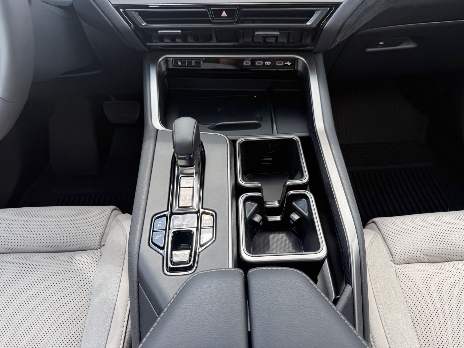 Used 2026 Beige Lexus 350 Luxury image 15