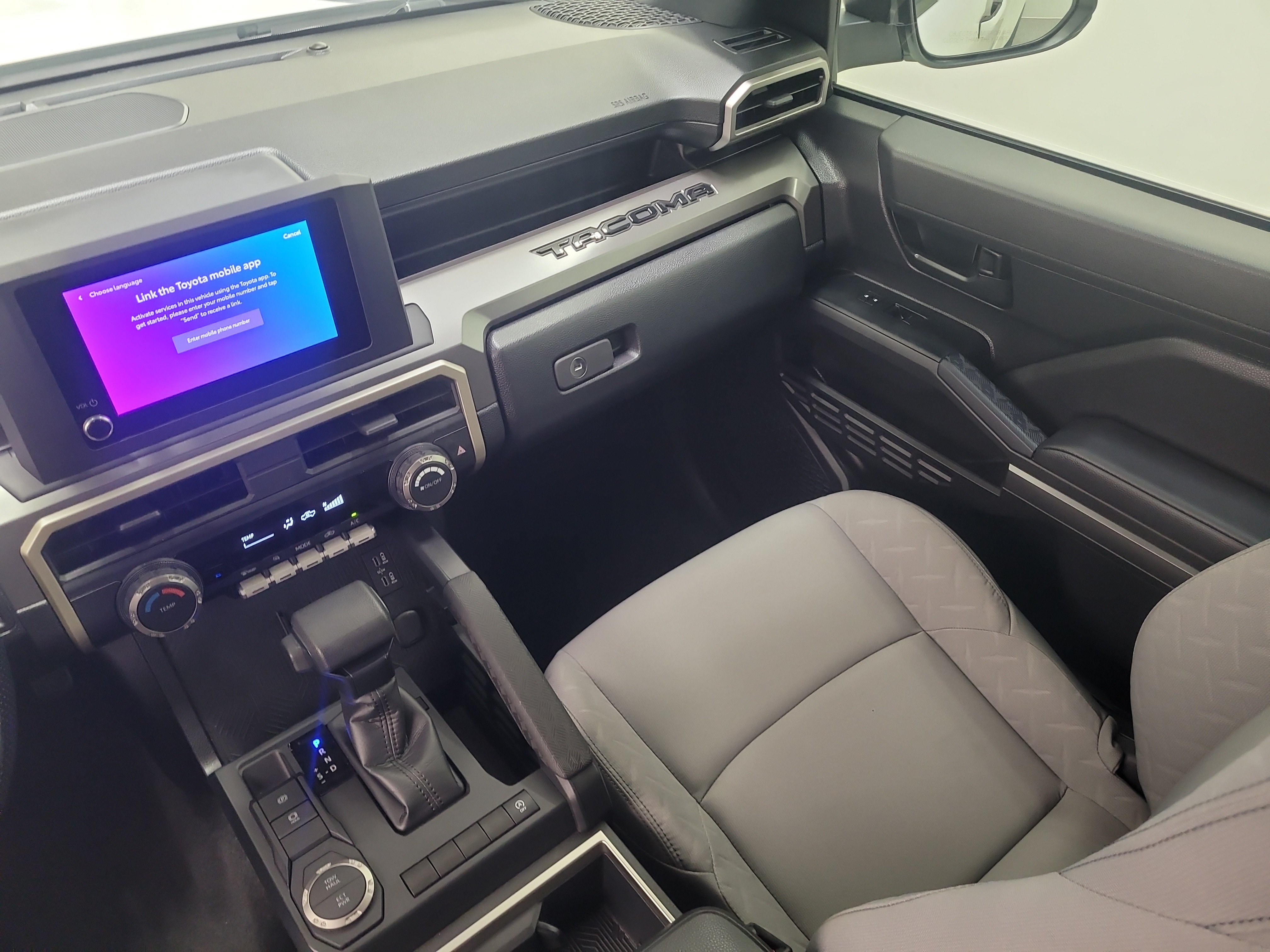 Used 2024 White Toyota SR5 image 19