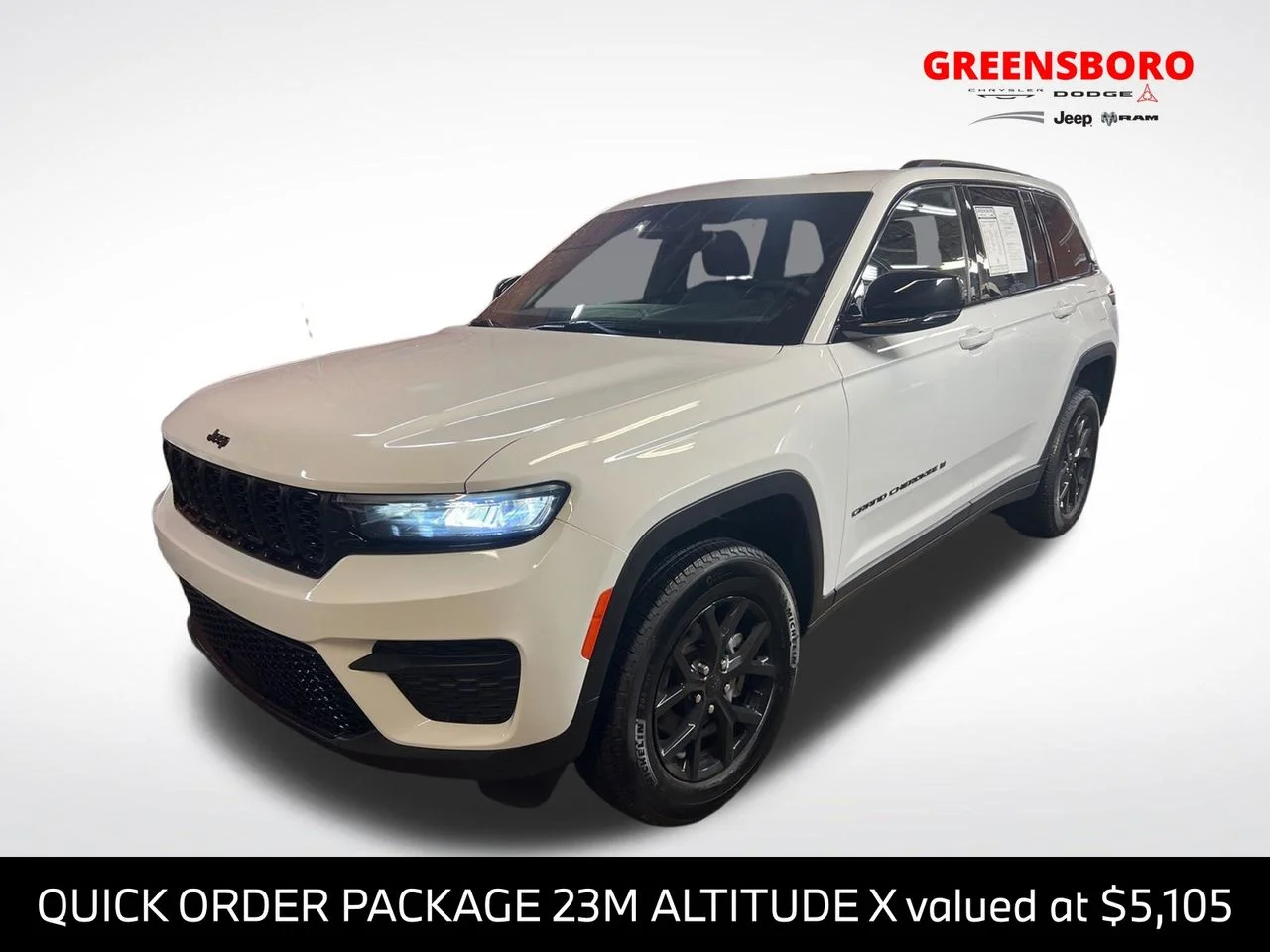 Used 2024 White Jeep Altitude X image 1