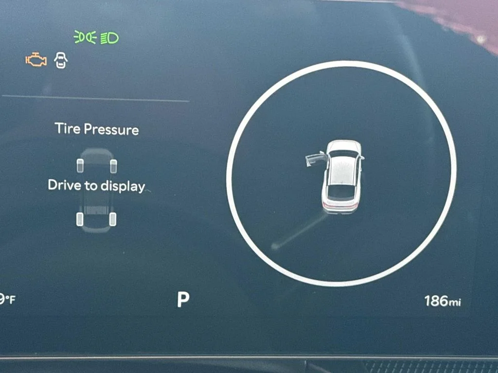 2025 Kia K4 GT-Line Turbo - Photo 12
