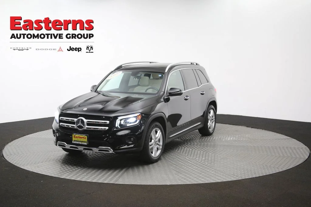 Used 2021 Black Mercedes-Benz GLB 250 image 51