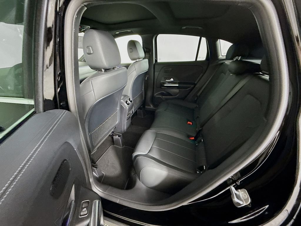 Used 2026 Black Mercedes-Benz GLA 250 image 26