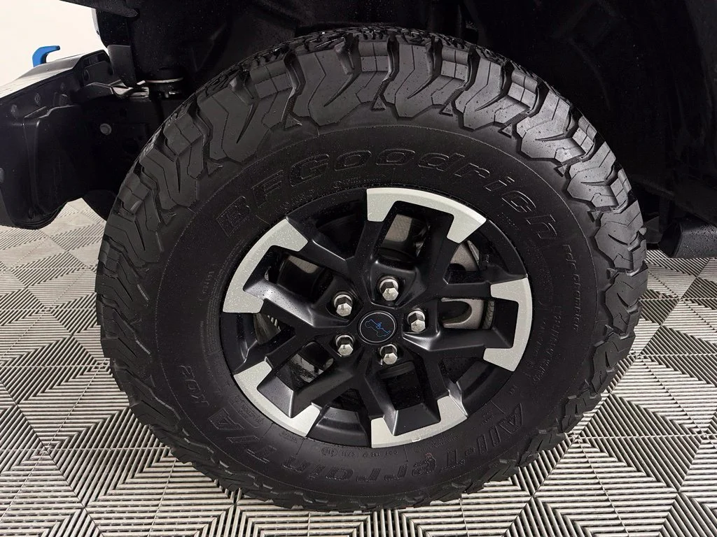 Certified Used 2025 Black Jeep Rubicon 4xe image 11