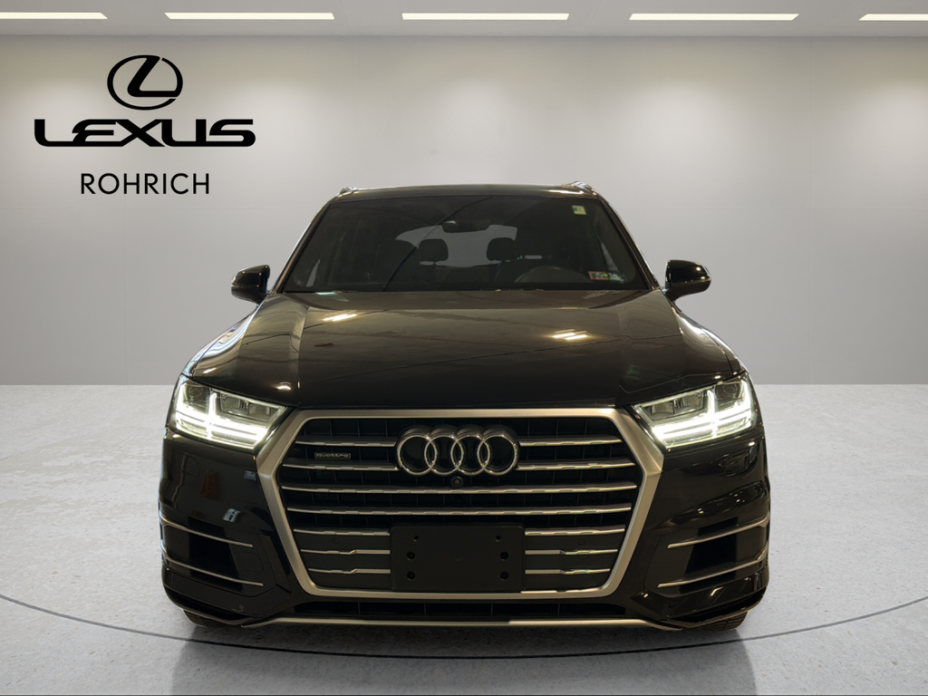 Used 2018 Audi Q7 Premium Plus with VIN WA1LAAF71JD049572 for sale in Canonsburg, PA