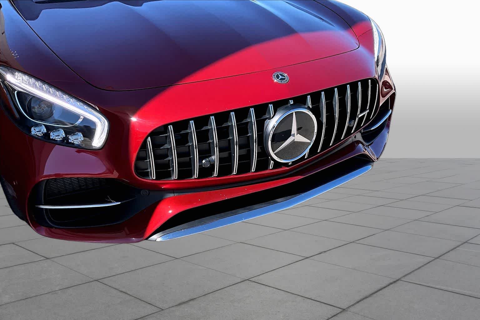 Used 2018 designo Cardinal Red Metallic Mercedes-Benz AMG® GT S image 26