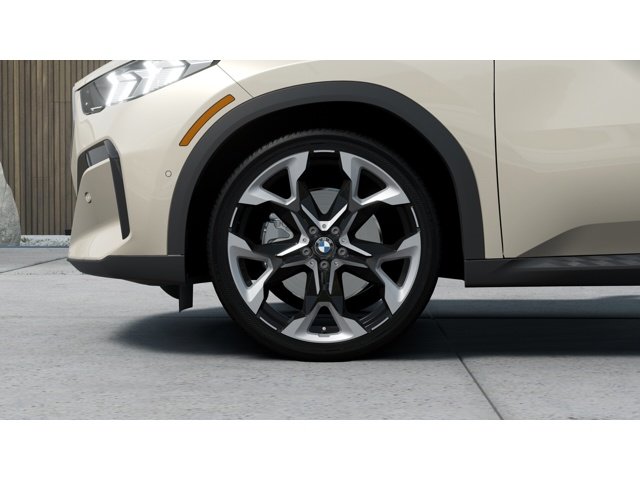 New 2027 Dune Grey Metallic BMW xDrive28i image 7