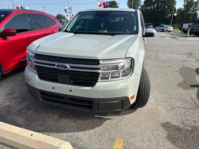 Used 2022 Green Ford Lariat image 1