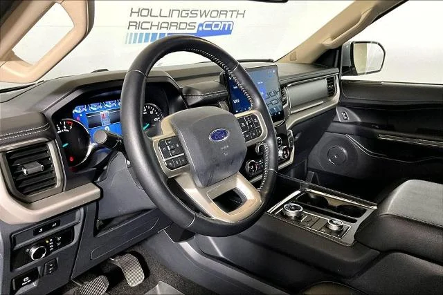 Certified Used 2018 Magnetic Ford XLT image 37