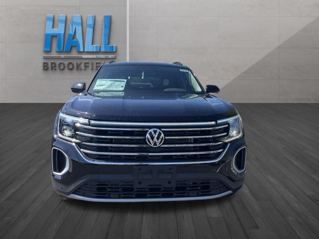 New 2026 Black Volkswagen 2.0T SE w/Technology image 7