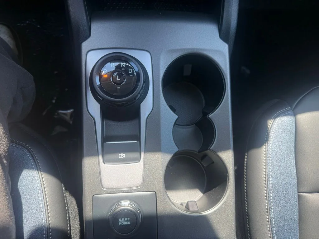 New 2026 Azure Gray Metallic Tri-Coat Ford Outer Banks® image 26