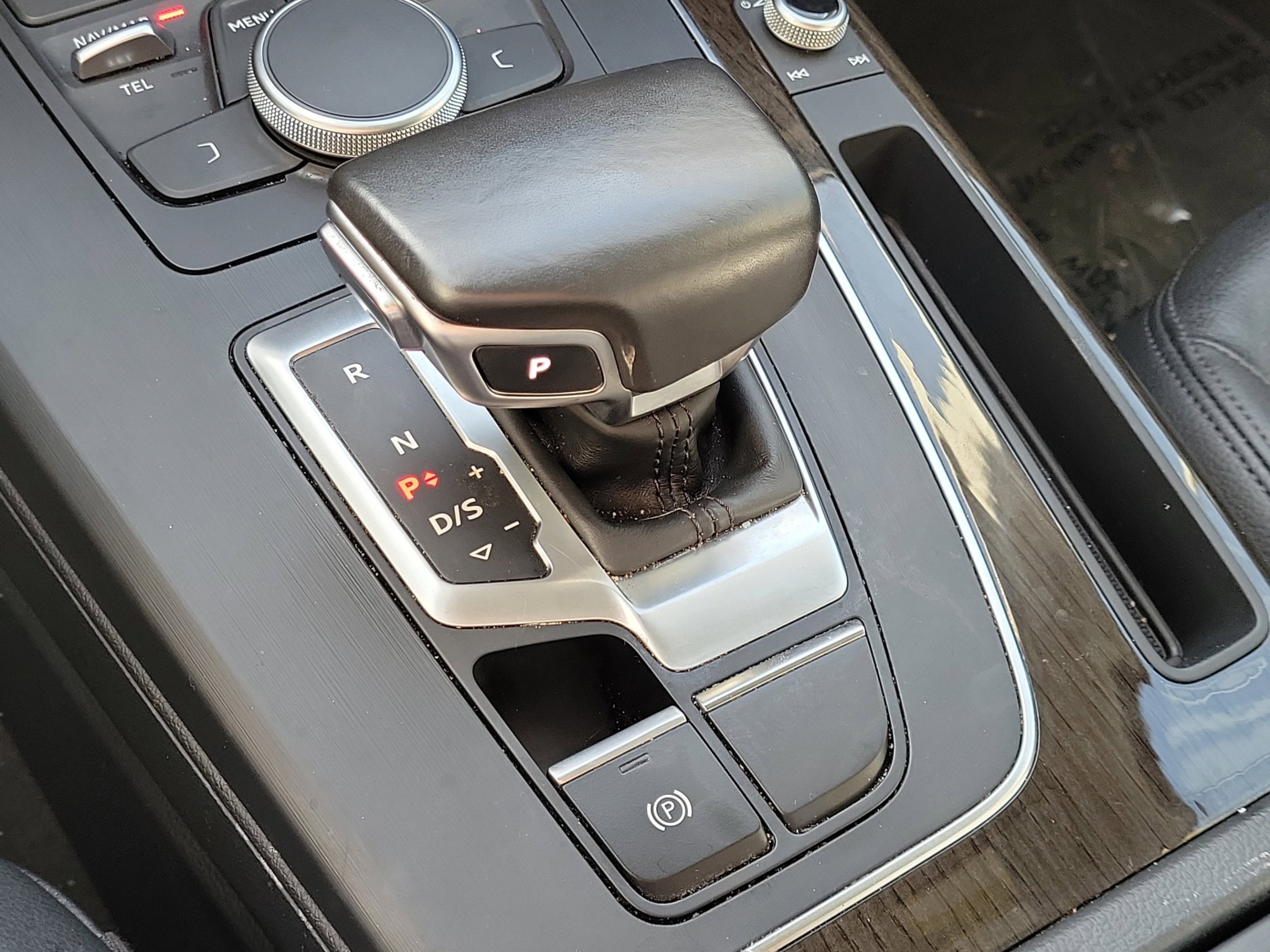 Used 2019  Audi Premium image 29