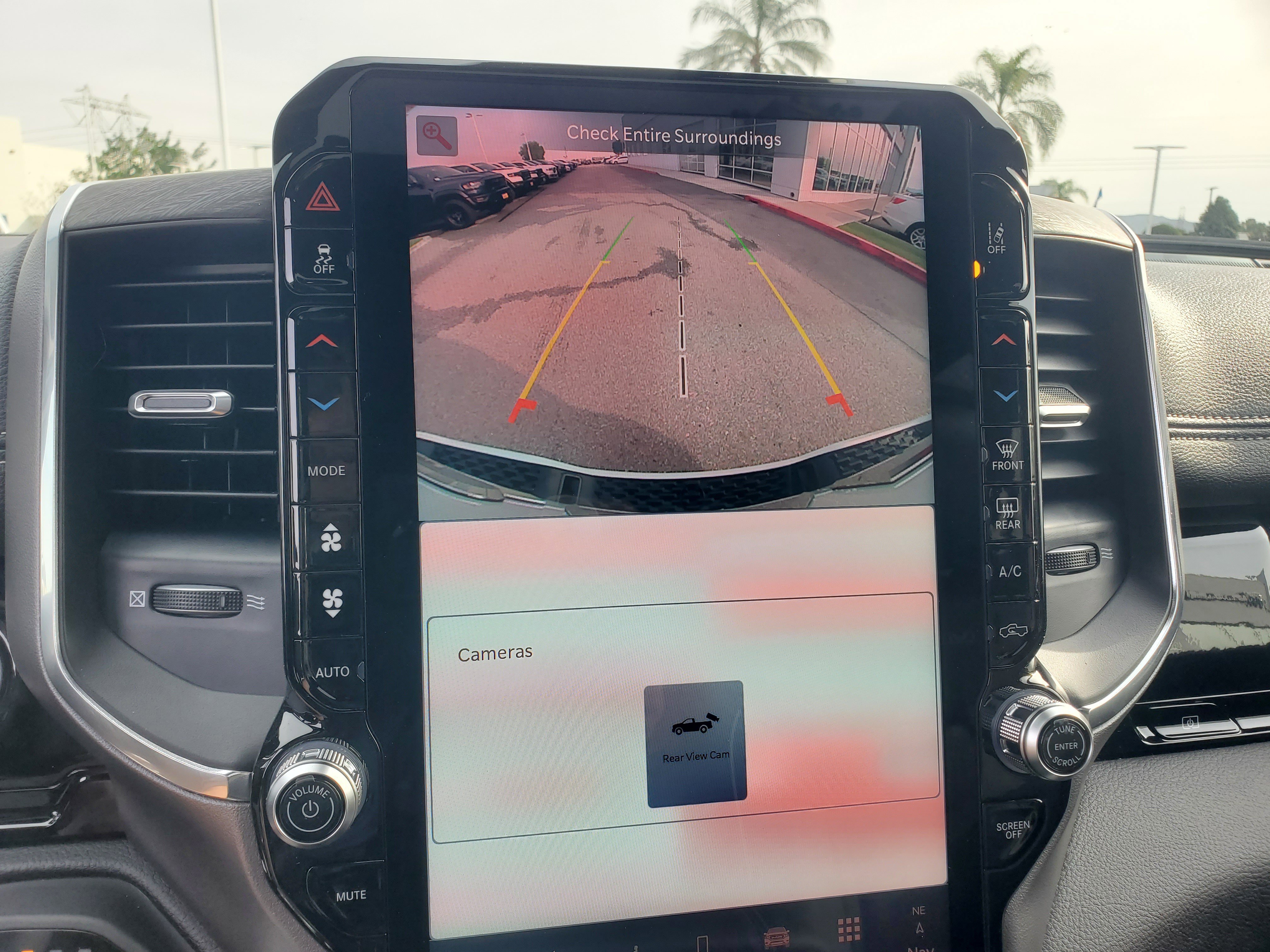 2026 RAM 1500 Laramie - Photo 21