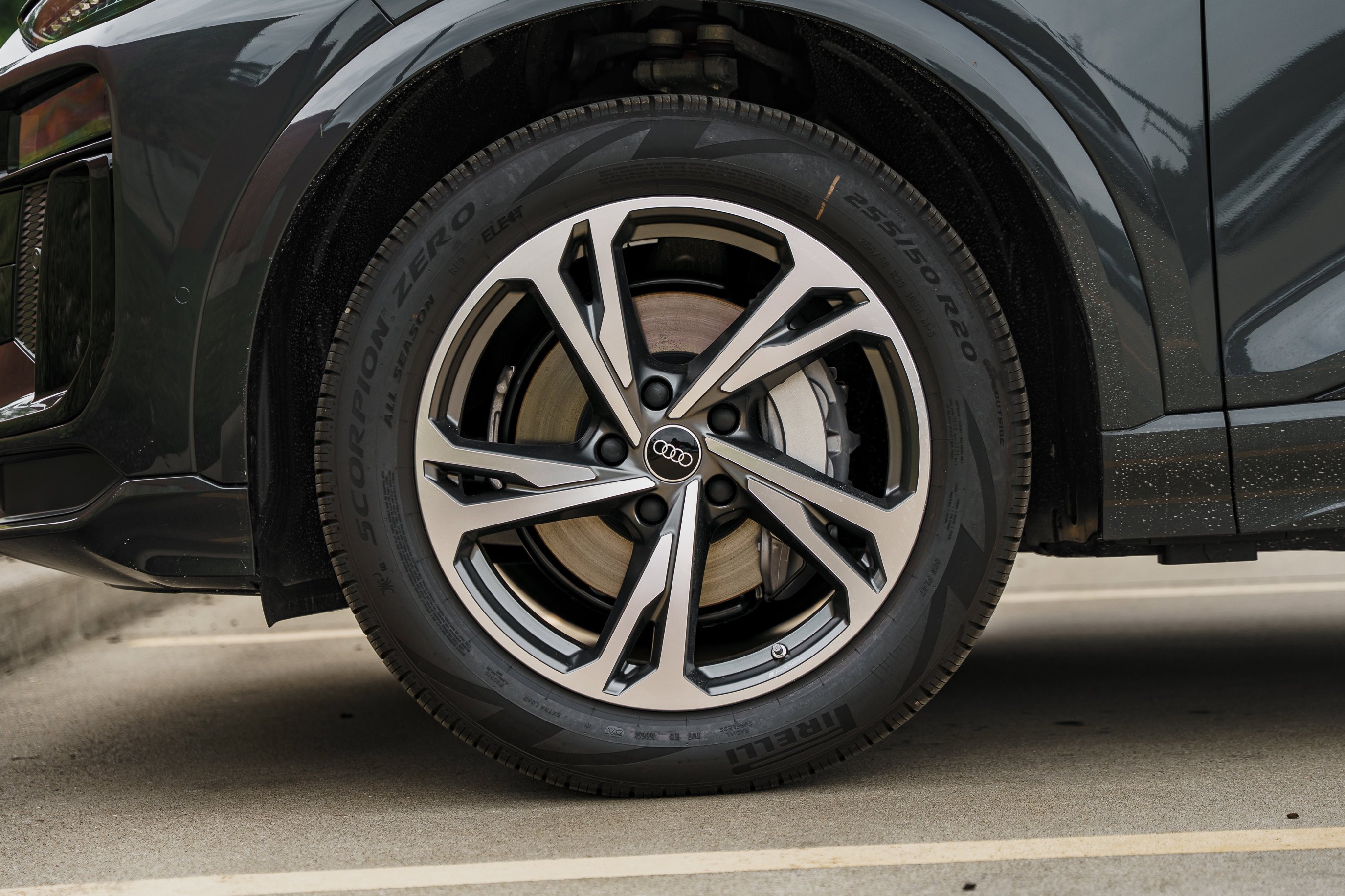 New 2027 Manhattan Gray Metallic Audi Premium Plus image 30