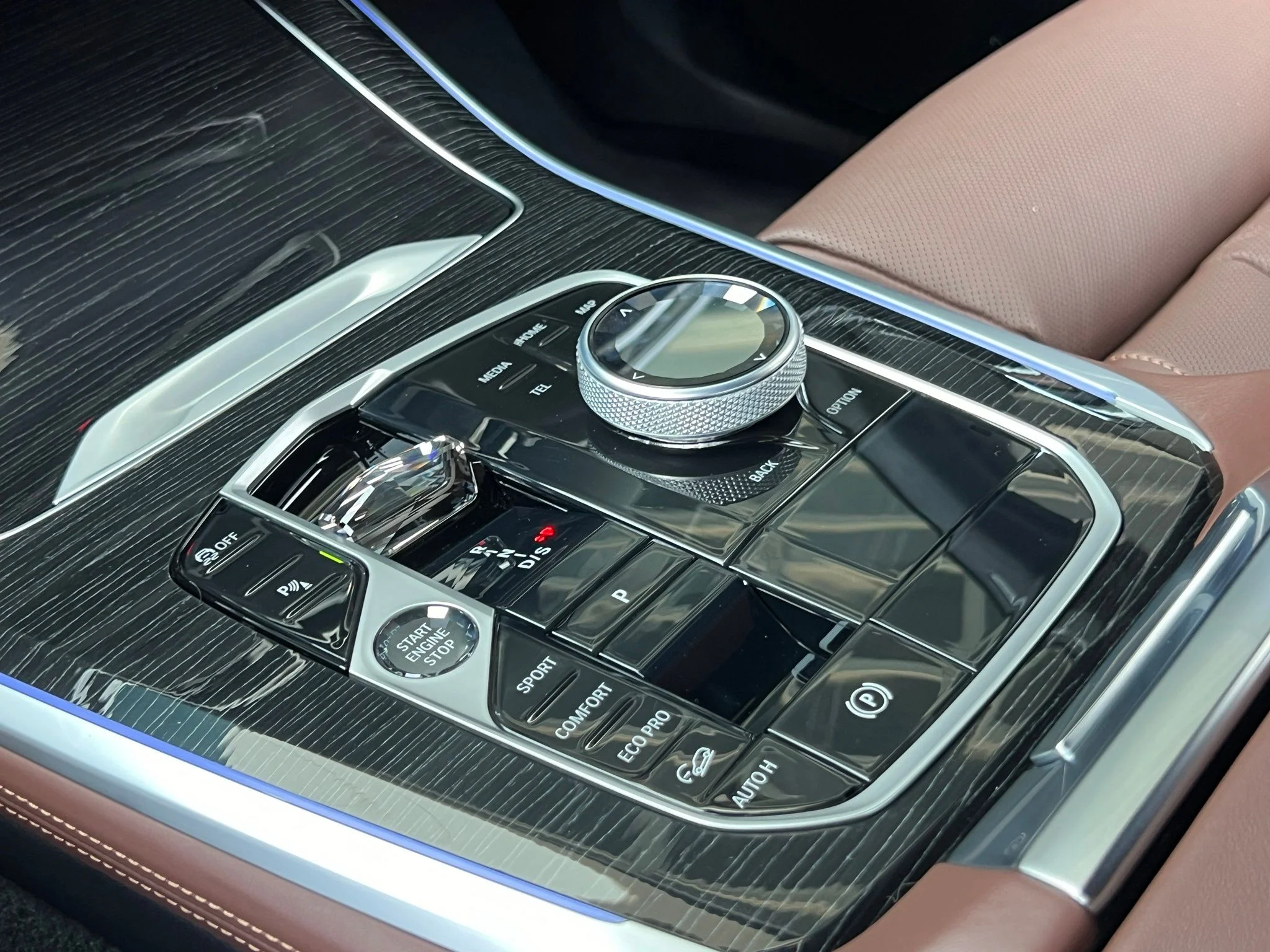 Used 2024 Gray BMW M60i image 31