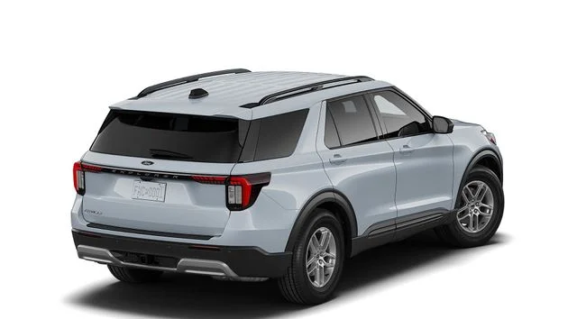 New 2026 Space White Metallic Ford Active image 3