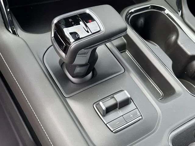 2026 GMC Sierra 1500 AT4X - Photo 20
