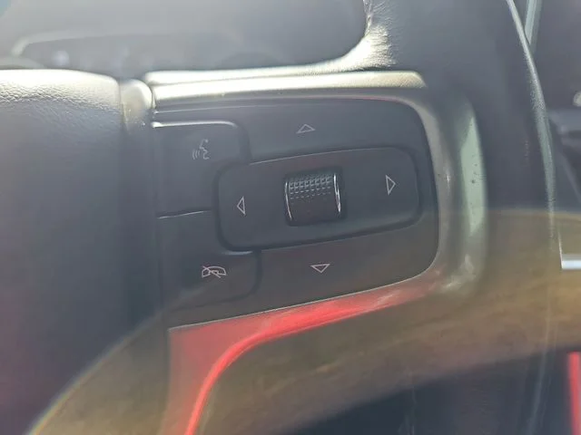 Used 2021 Gray Chevrolet Premier image 19