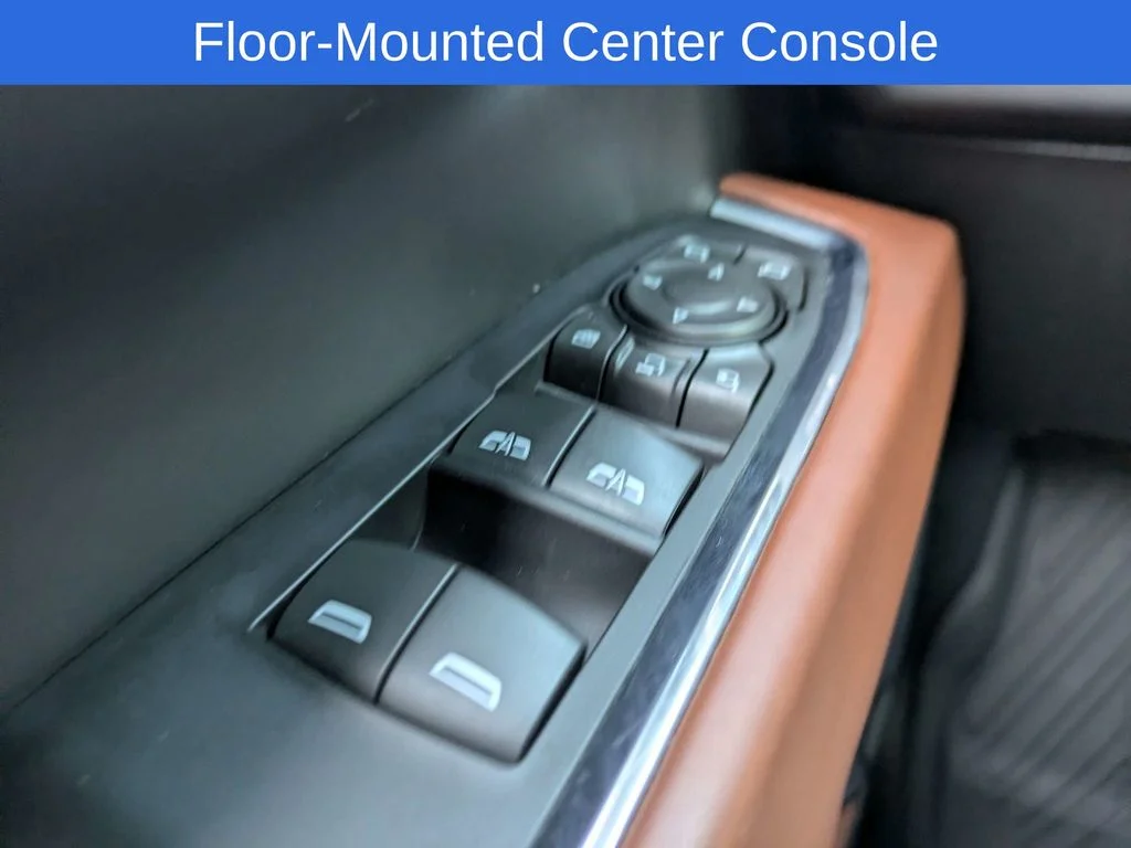 Used 2025 Silver GMC Denali Ultimate image 26