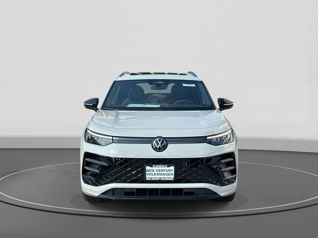 2026 Volkswagen Tiguan photo 2