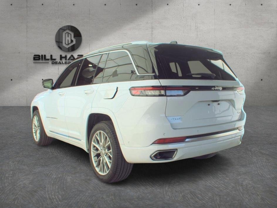 Used 2023 White Jeep Summit image 3
