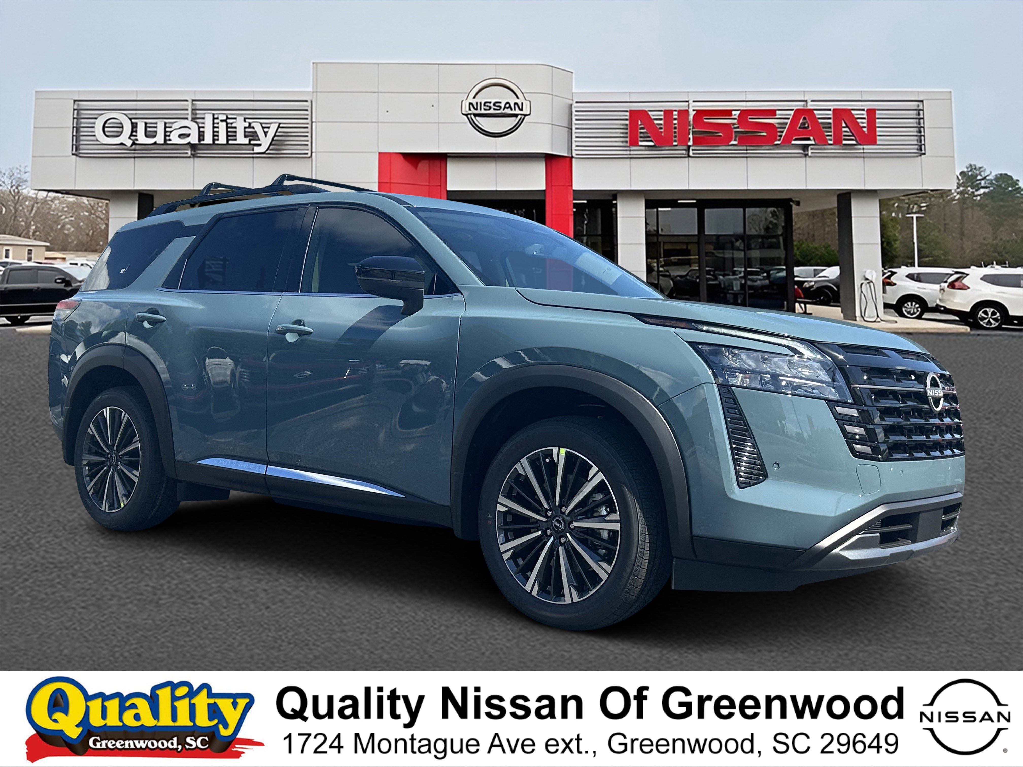 2026 Nissan Pathfinder Platinum 2WD's photo